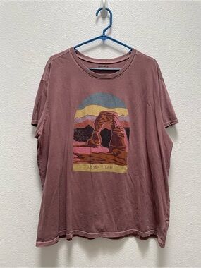 Torrid Heritage Dusty Rose Moab Utah Tee Delicate Arch